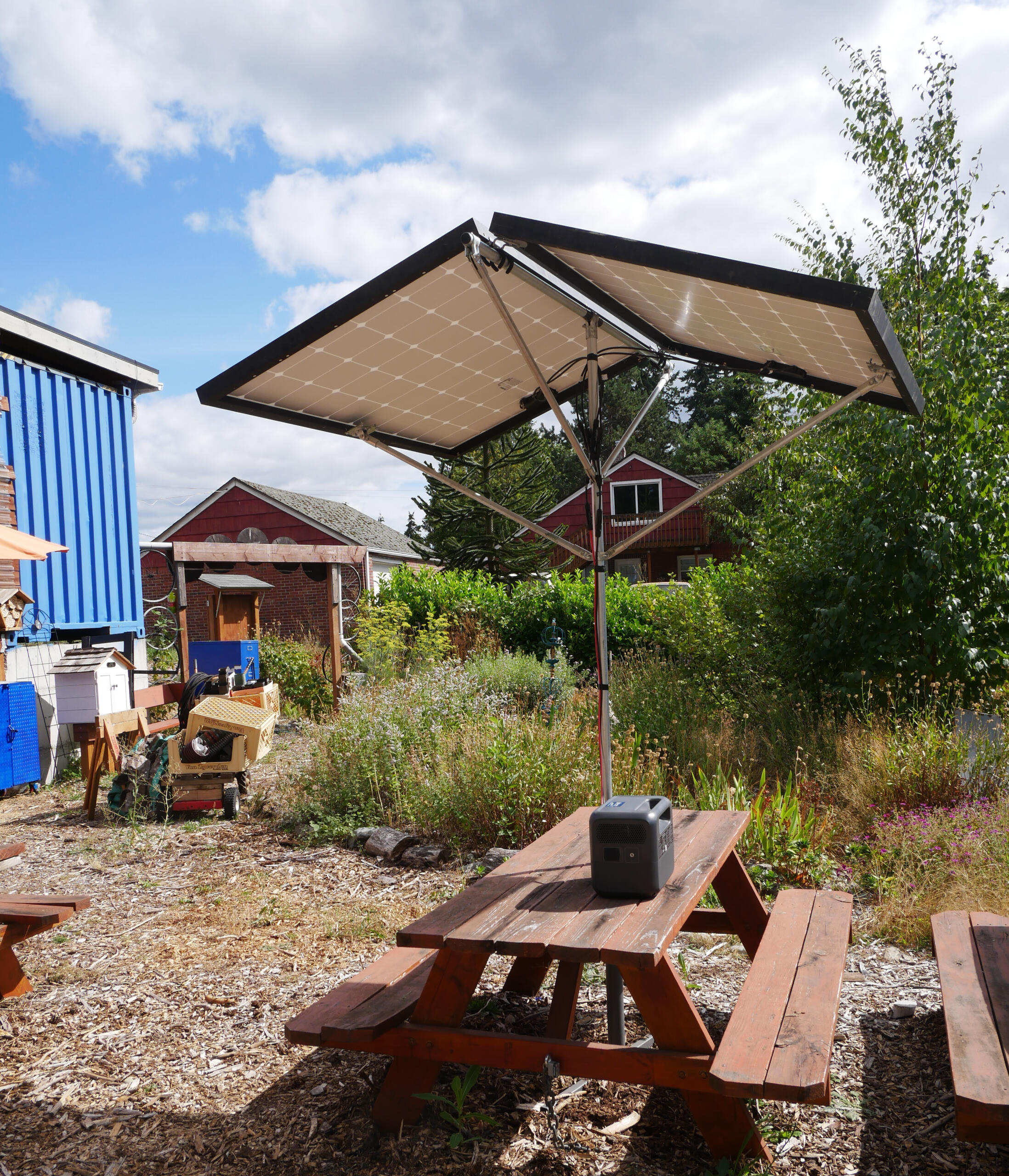 South King Tool Library - Solar Shaded Picnic Bench